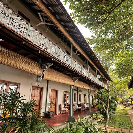 Samiira On Ashtamudi Lake Kollam Exterior foto